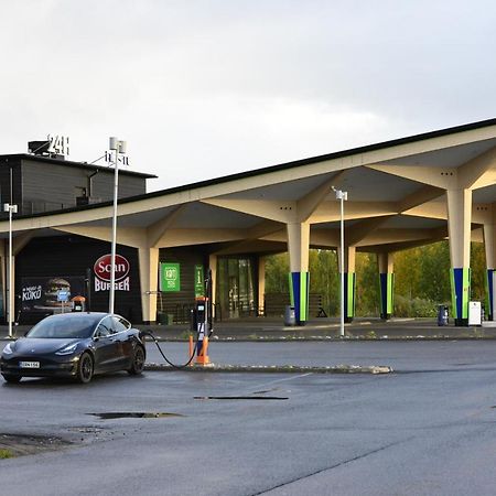 Niemenharjun Matkailukeskus Hotel Pihtipudas Bagian luar foto