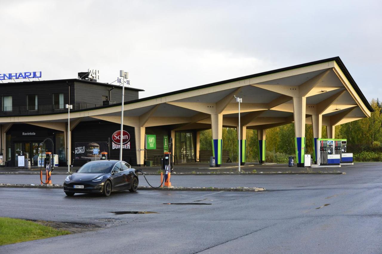 Niemenharjun Matkailukeskus Hotel Pihtipudas Bagian luar foto